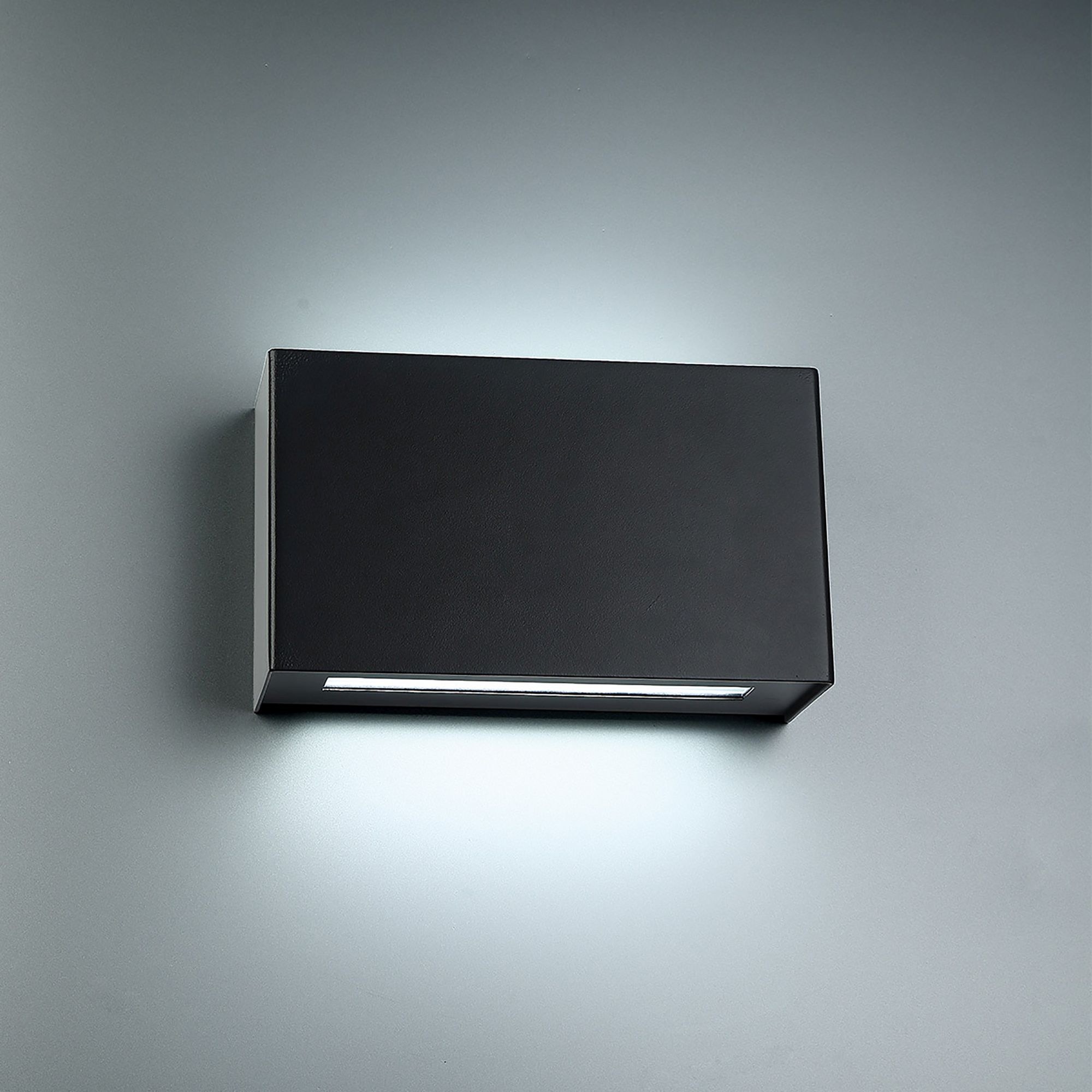 ws-25612-bk-em
