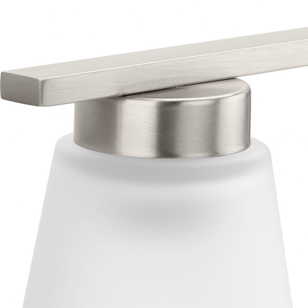 P300502-009
